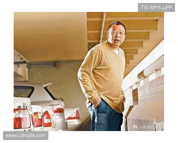 许绍雄:笑看风云,荧屏上的“Benz雄”传奇 许绍雄:笑看风云,荧屏上的“Benz雄”传奇